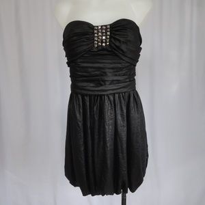 NWT Bebe 2b cire chiffon bubble cocktail dress L